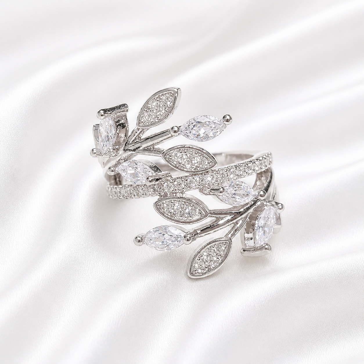 BROUGH ZIRCON RING