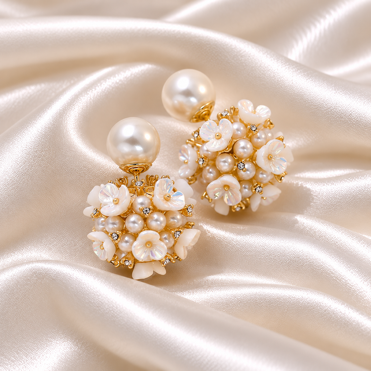 PEARL FLORAL STUD EARRINGS