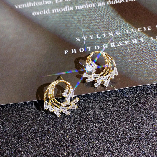 TWISTED TRENDY ZIRCON EARRINGS