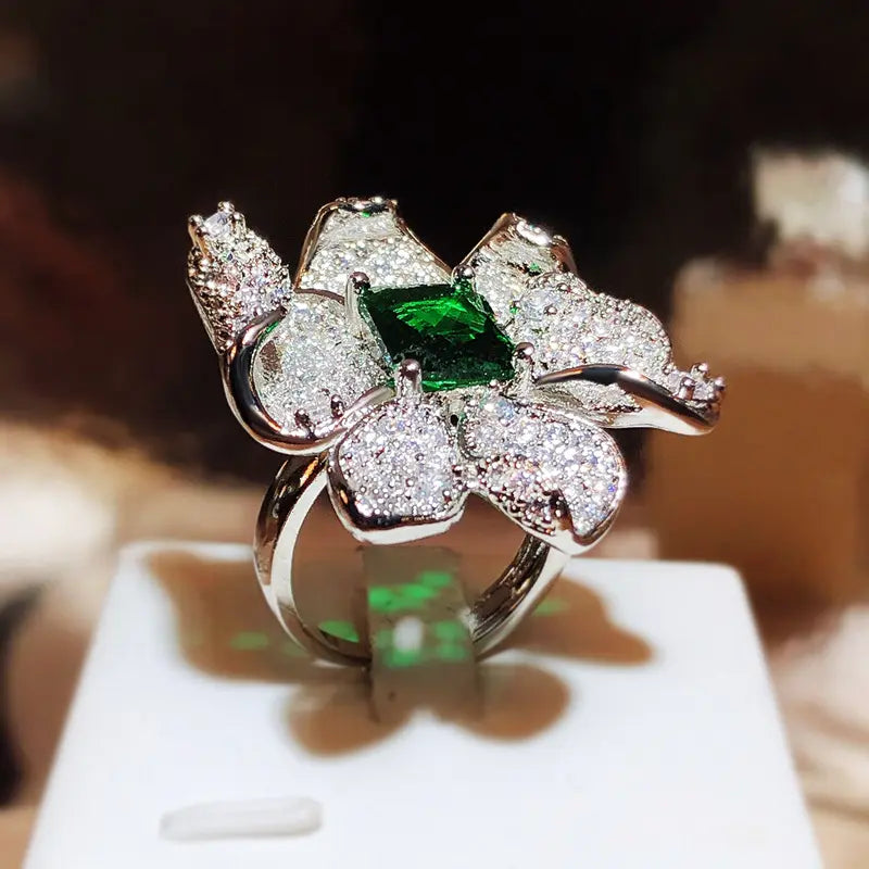 BLOOM ZIRCON RING