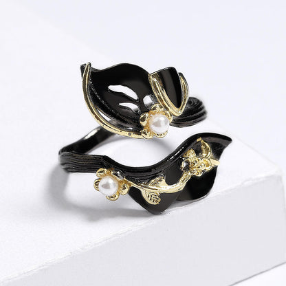 MINIMALIST RING
