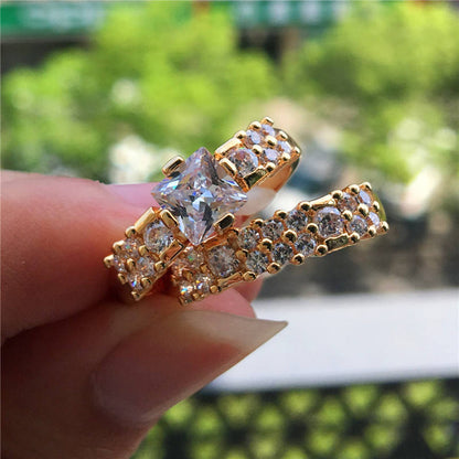 MOONSTONE RING