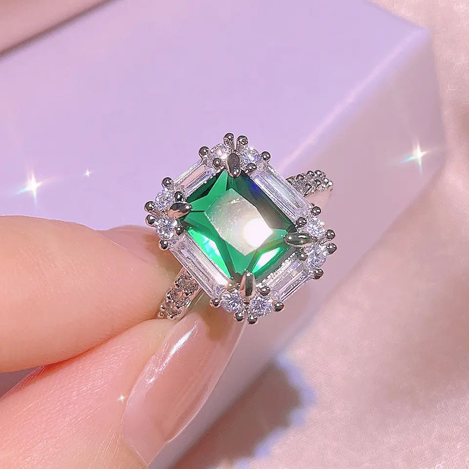 SQUARE GREEN ZIRCON SET