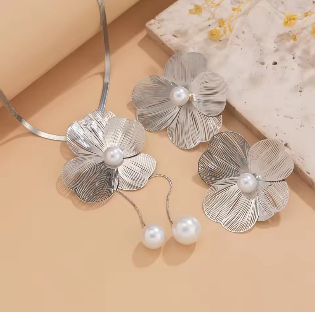 HOLLOWOUT FLOWER SET