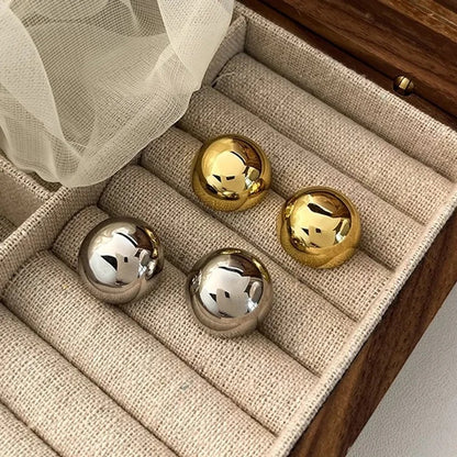 BALL ROUND STUDS
