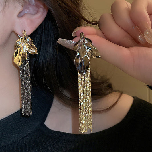 BITS TASSEL EARRINGS