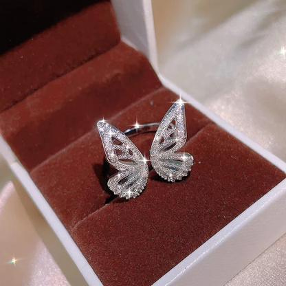 INTRICATE BUTTERFLY ZIRCON RING