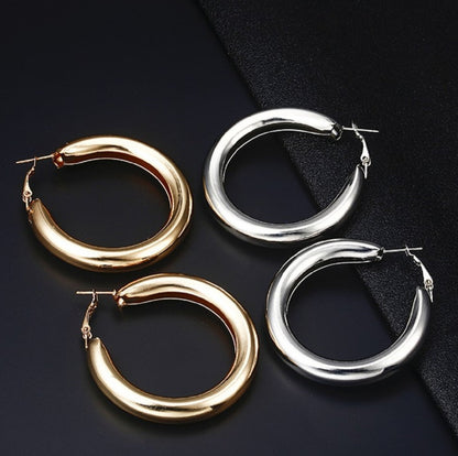 HOOP EARRINGS