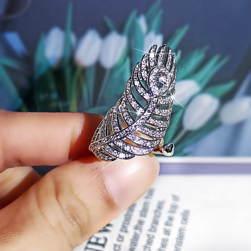 FEATHER ZIRCON RING